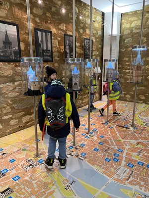 21.12.2023 - Vycházka po Praze (II_A) - Album - fotografie 6